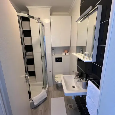 Sea Breeze Apartment Makarska