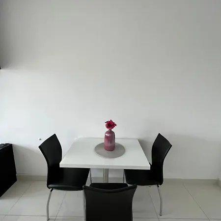 Sea Breeze Apartment Makarska