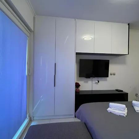 Sea Breeze Apartment